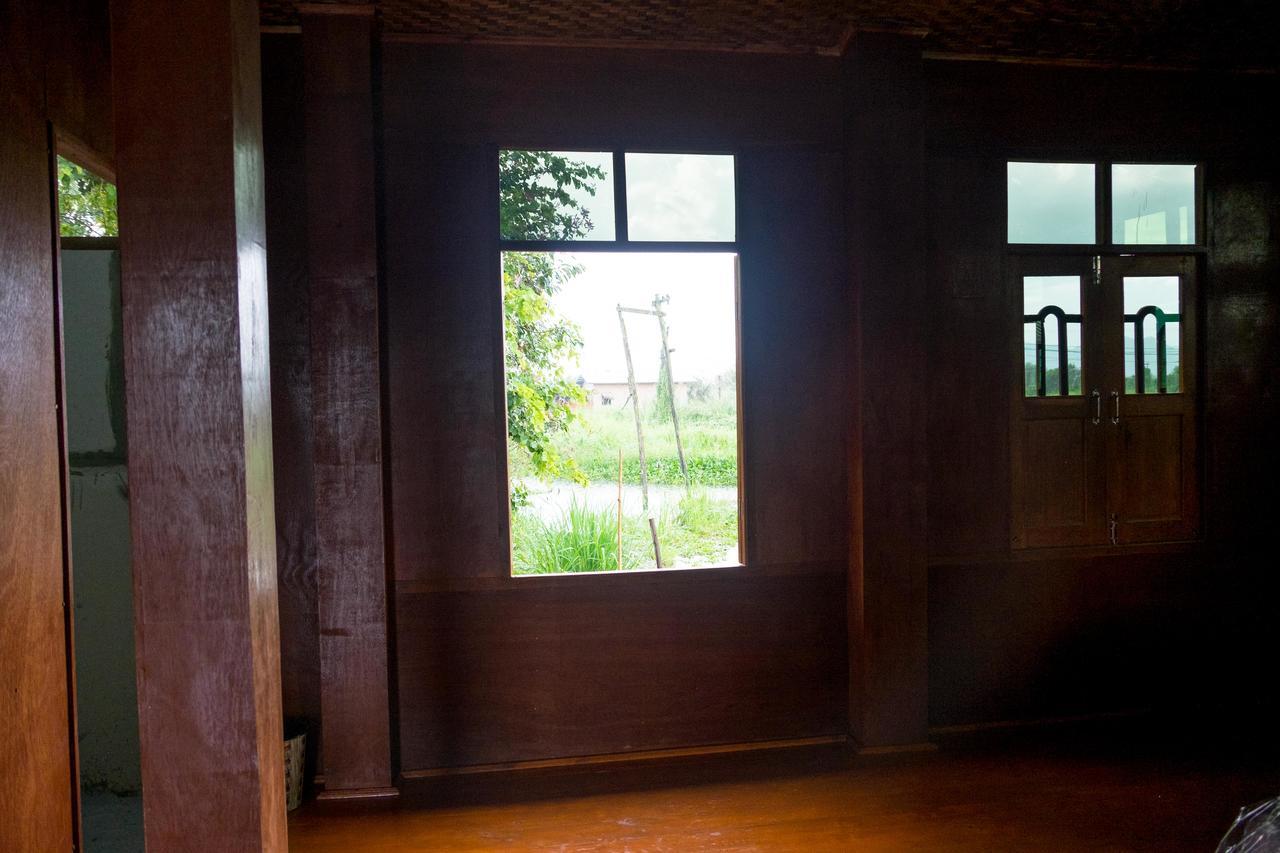 Innthar Lodge Home Stay Ywama Extérieur photo