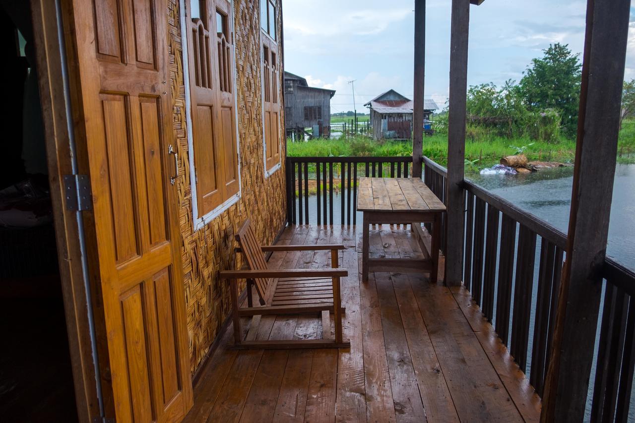 Innthar Lodge Home Stay Ywama Extérieur photo